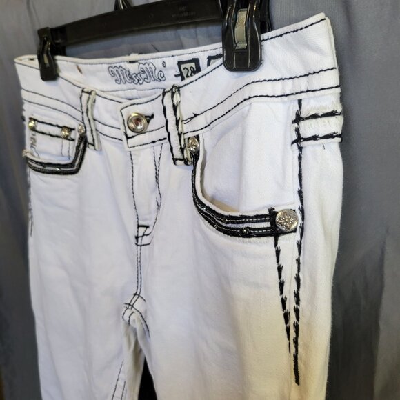 Miss Me Jeans Signature Cropped Size 28 White Black Stitching - Picture 5 of 12